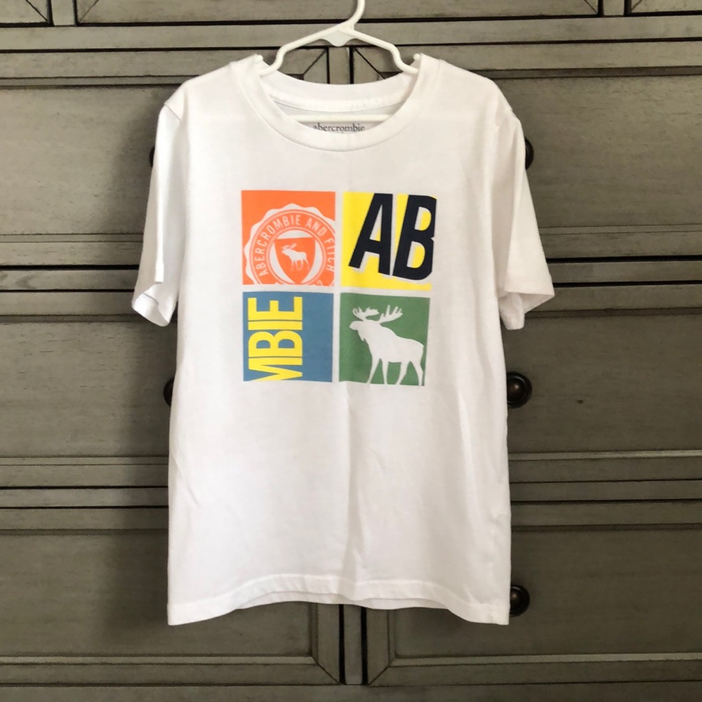 Abercrombie kids T-shirt
